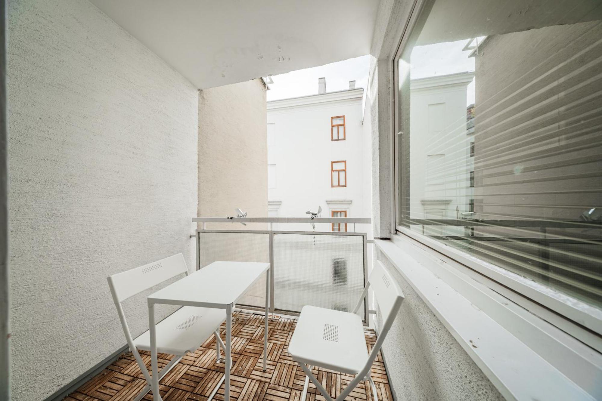 Studio Next To Karlsplatz/Karlskirche Apartamento Viena Exterior foto